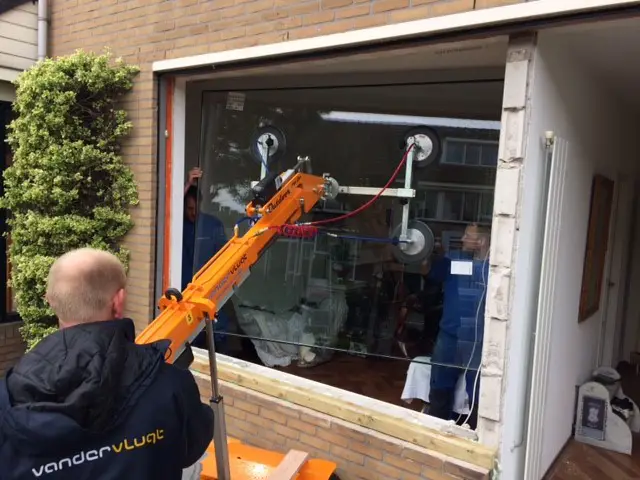Van der Vlugt is altijd op zoek naar goede monteurs