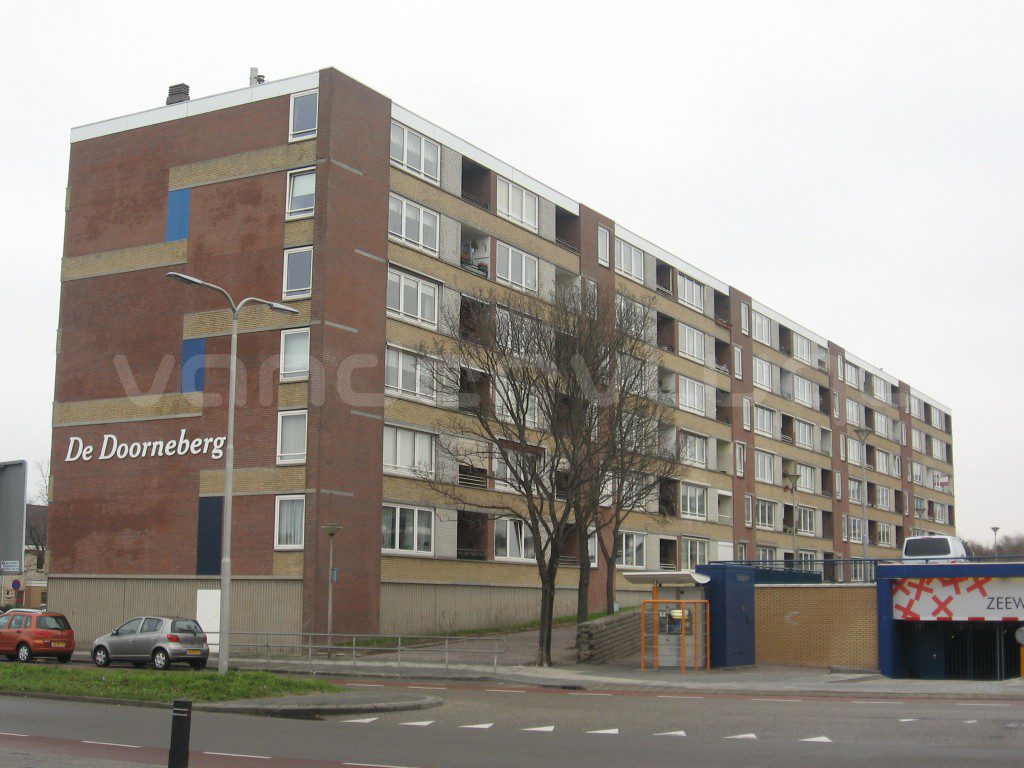 De Doorneberg - Van der Vlugt Velserbroek